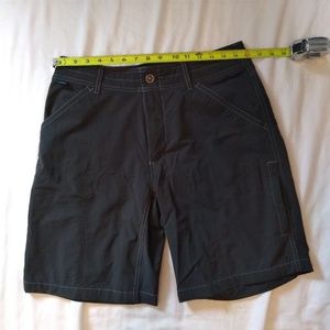 Mens kuhl charcoal black shorts size 33